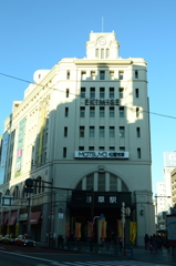 よみがえった東武浅草駅