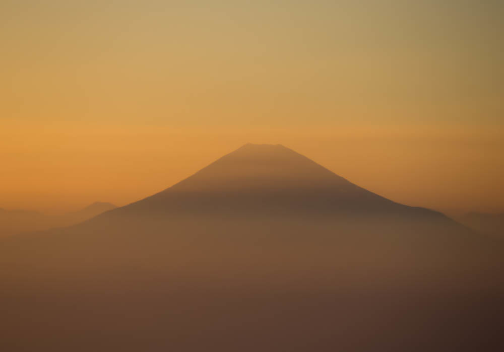 仄かに