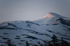 十勝岳の朝陽