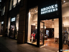 丸の内のBROOKS