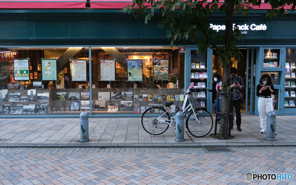 古本屋街の裏通り