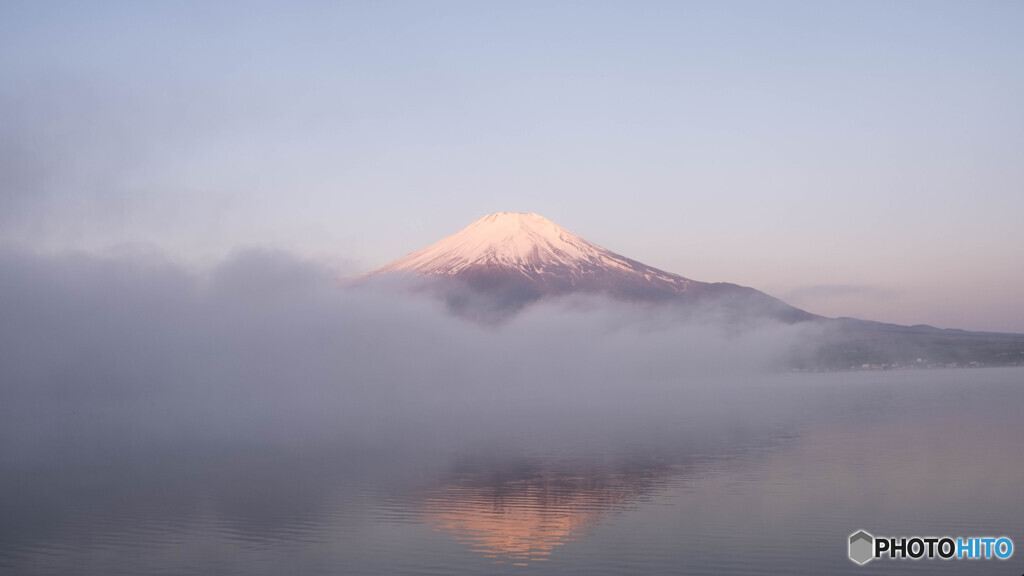 冠雪した富士山を懐かしんで