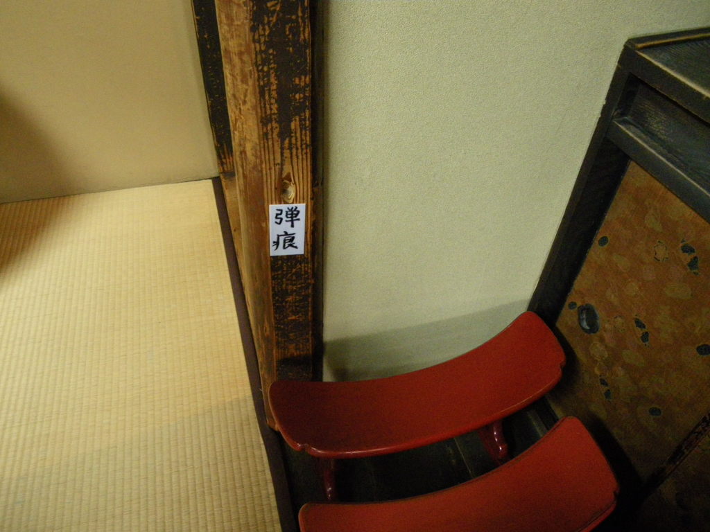寺田屋弾痕１
