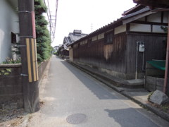 東高野街道出屋敷