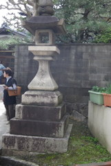 八幡街道常夜灯２－１