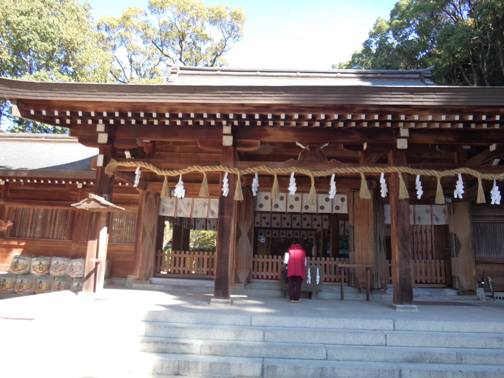 四條畷神社拝殿