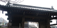 御香宮総門２