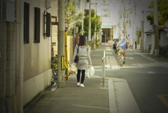 両手に荷物・前に赤ちゃん
