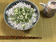 おひる丼