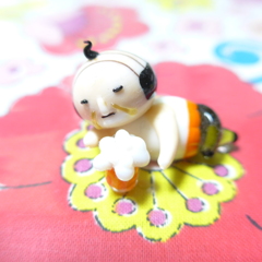 やじお