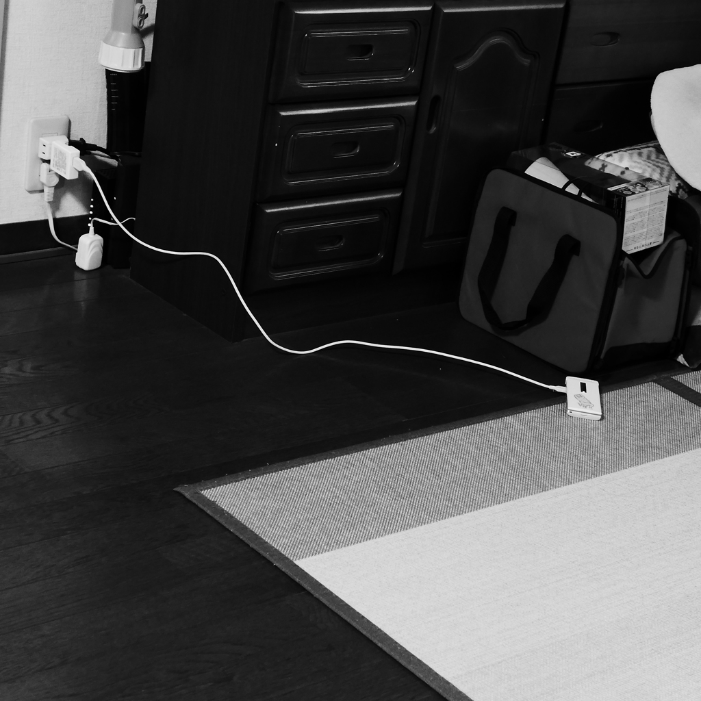 ガラケ、ビヨォ～～ン