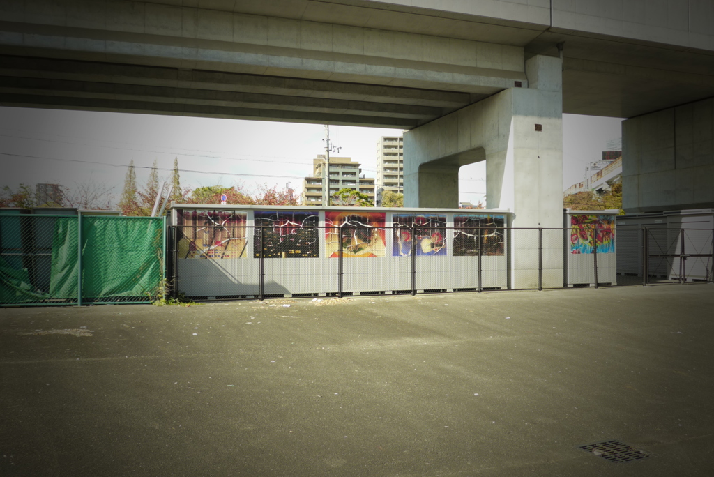 こんなとこに絵がっ！？