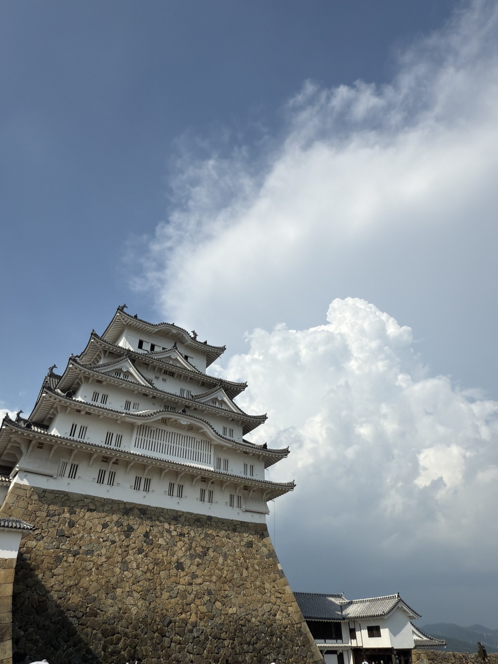 この直後、激しい雷雨！