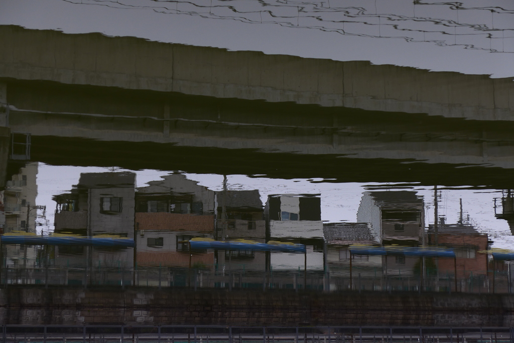 住宅映り込み (1)