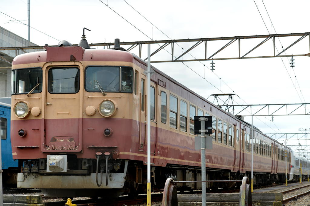 北陸シリーズ「475系急行色」