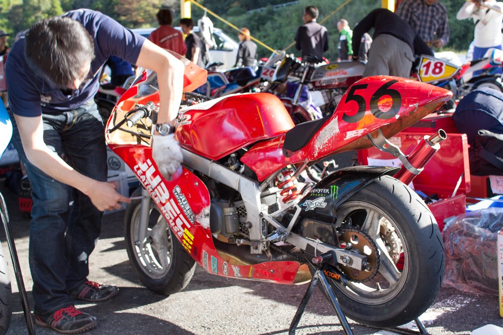 ミニバイク耐久レース in 茂原（ピット作業２）