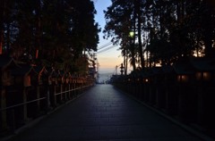 朝の参道
