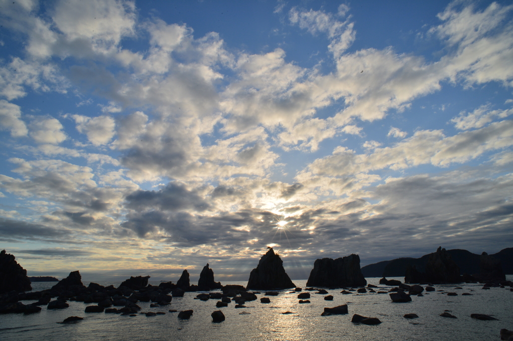 橋杭岩