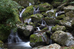 岩清水