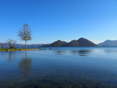 洞爺湖の青と蒼