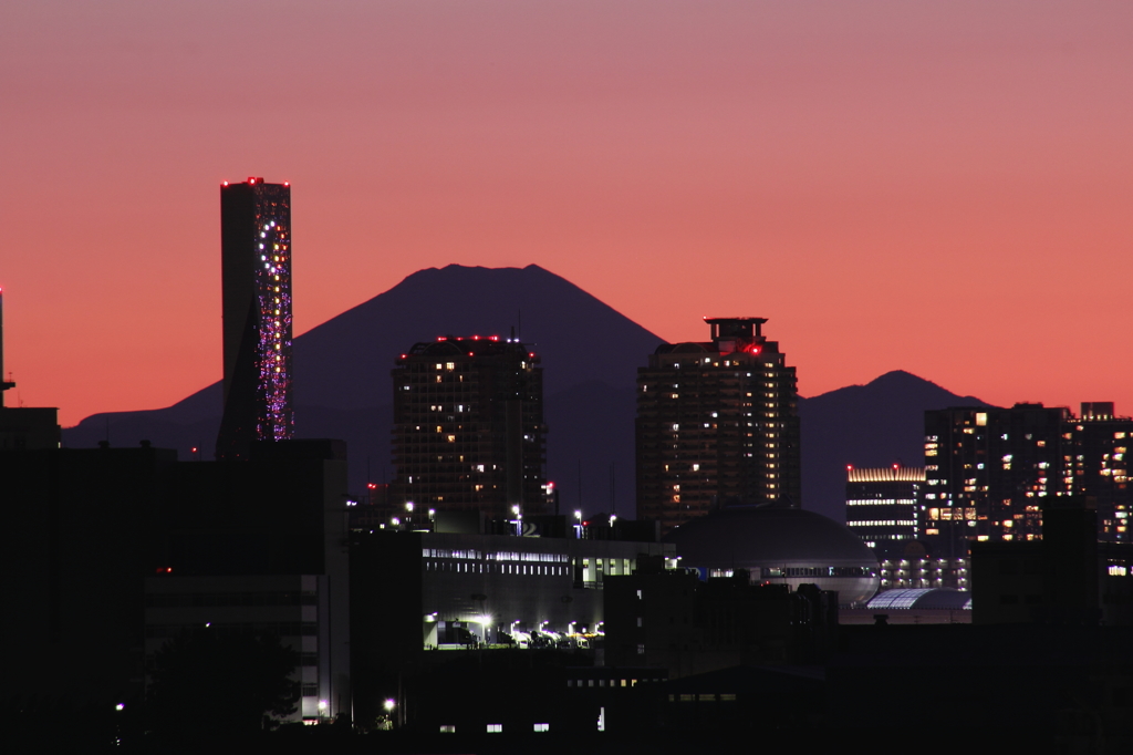 新木場から見た富士山夕景 ＃９