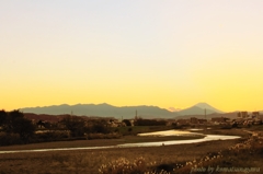 高幡橋上流で見た富士山夕景＃８