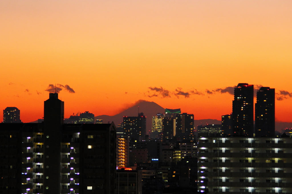 小松川で見た富士山夕景 ＃４ やっと見えた