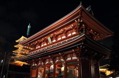 宝蔵門