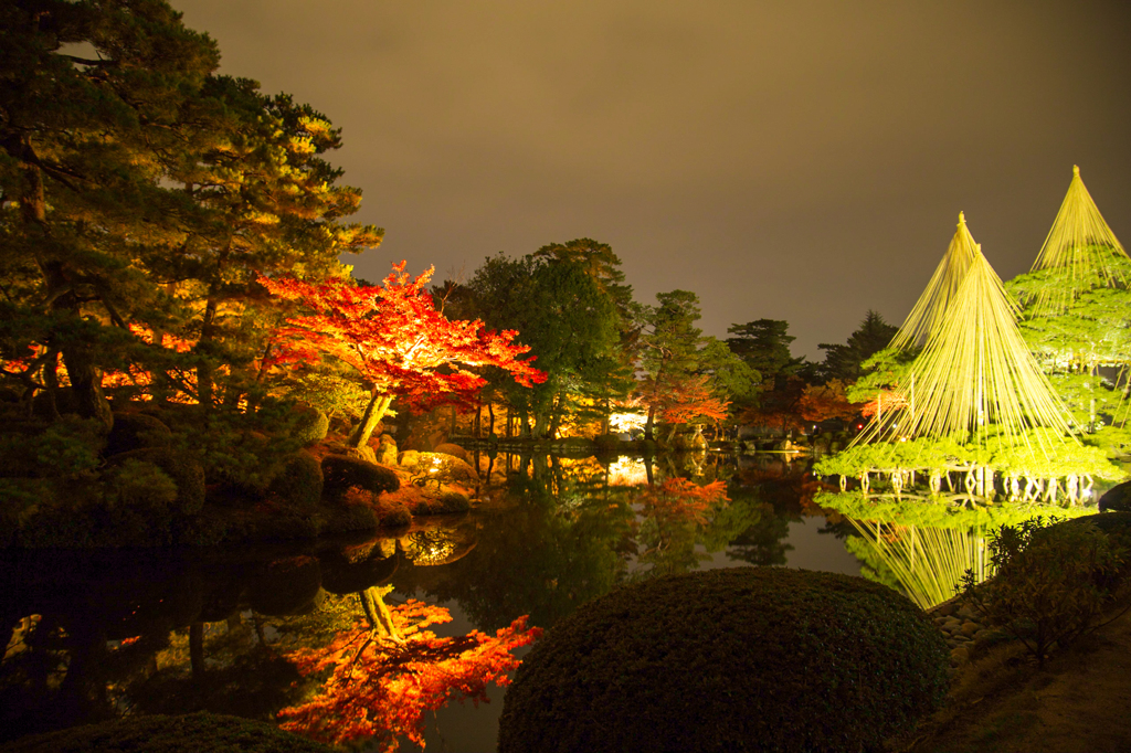 晩秋の名園 その一