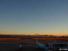 朝一の富士山静岡空港