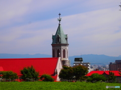 函館 カトリック元町教会の鐘楼と赤い屋根