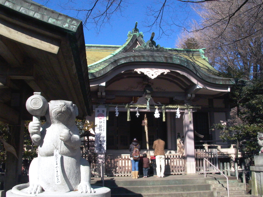 273ねずみが小槌を持っているぞ「杉山神社」