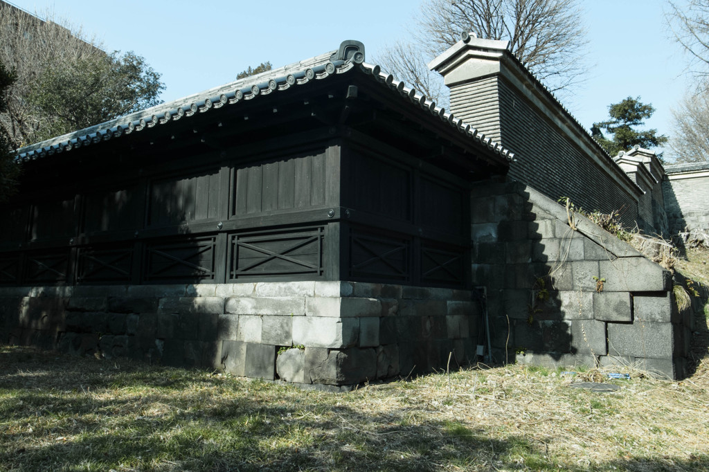 湯島聖堂の黒塀