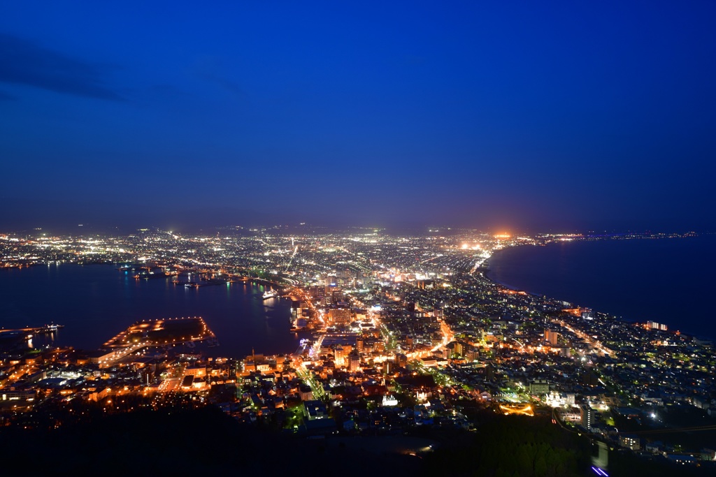 夜の函館市街