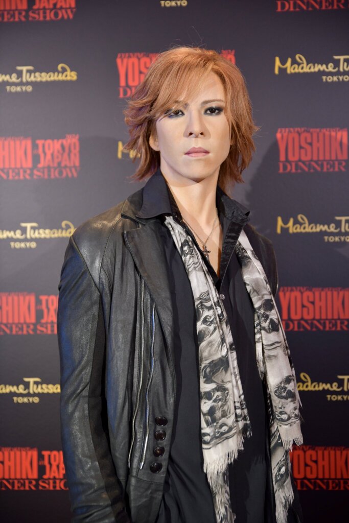 マダム・タッソーYOSHIKI人形