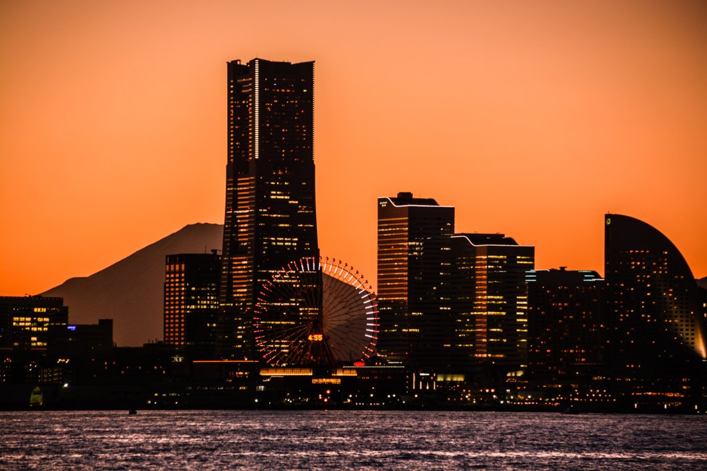 みなとみらい夕景