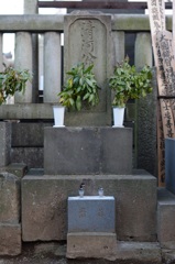 清川八郎の墓