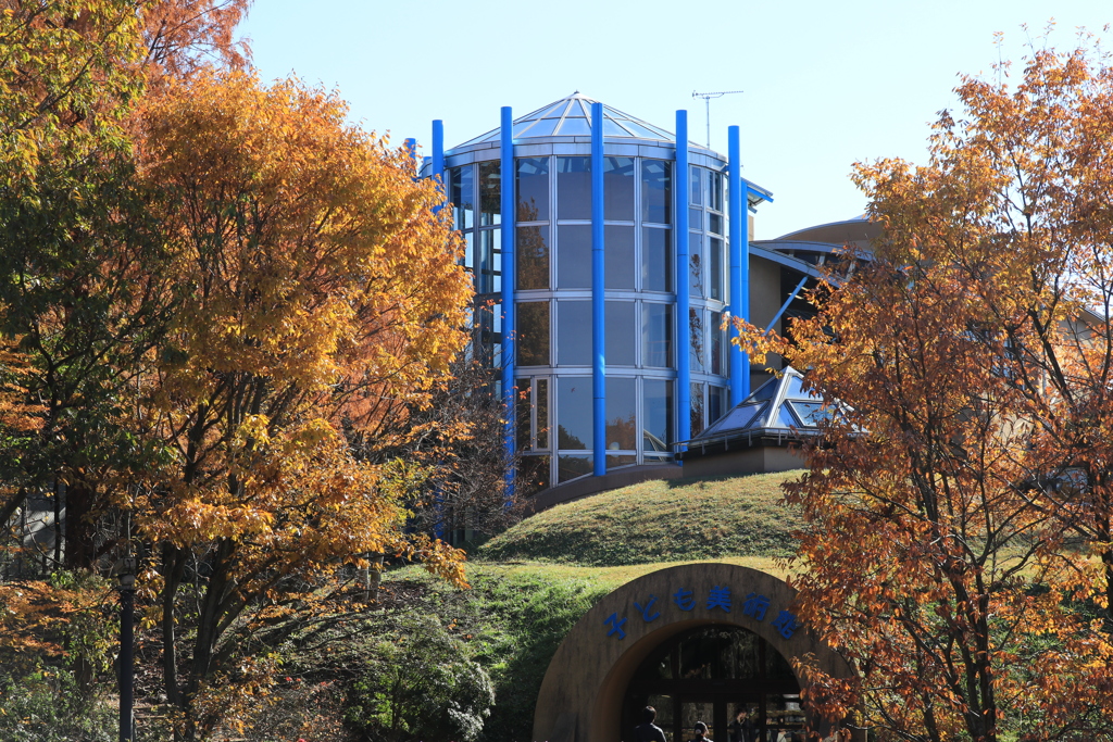晩秋の美術館