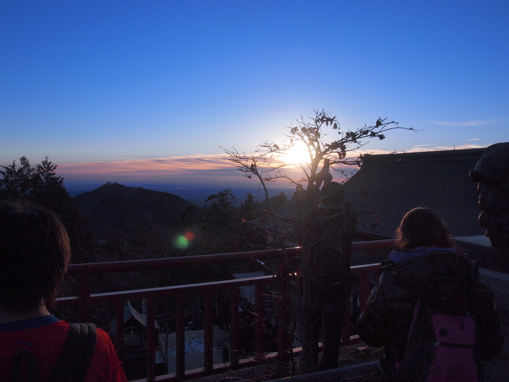 御岳山の日の出