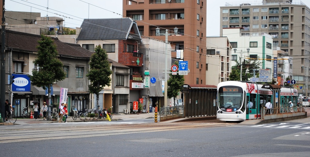 広電本社前電停