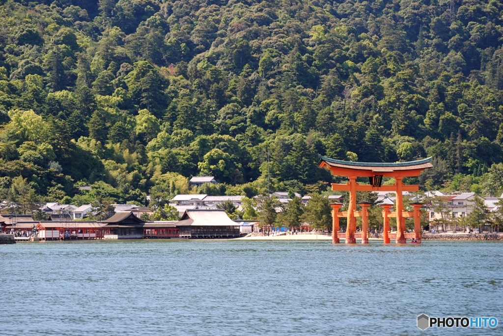 厳島神社の大鳥居