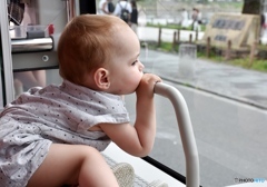 バスで移動中の天使☆