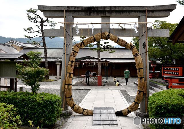 茅の輪くぐり　５