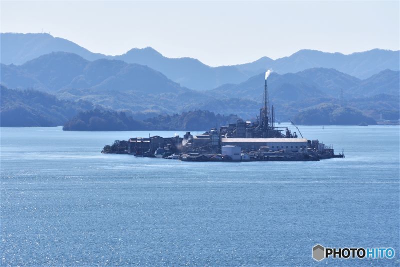 瀬戸内の軍艦島（契島）