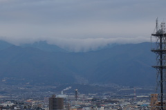 雲迫る