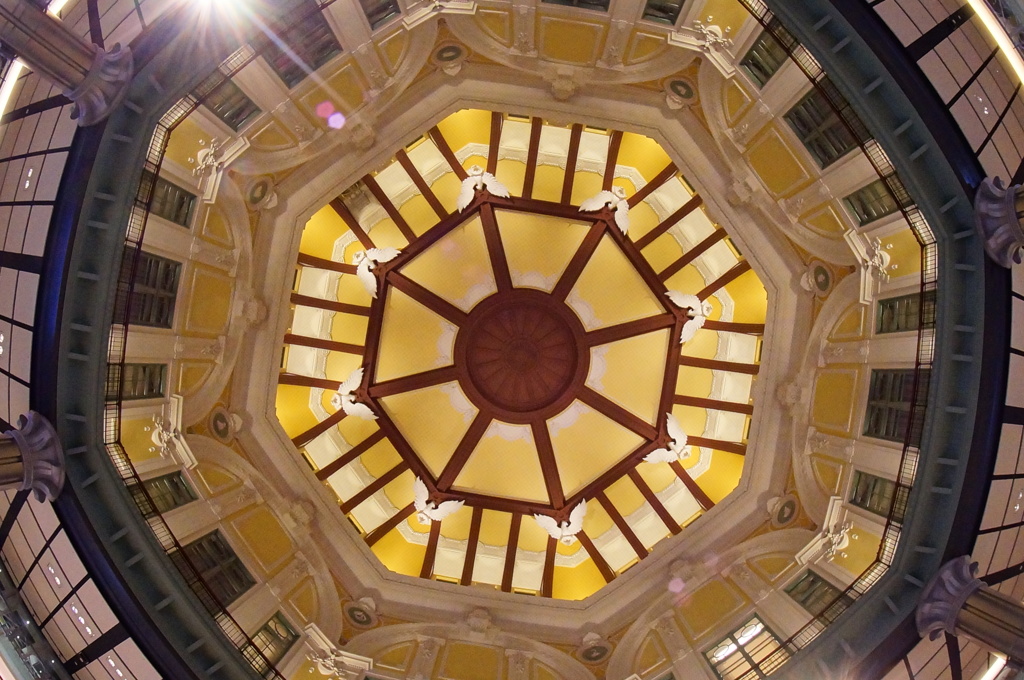 東京駅のドーム天井