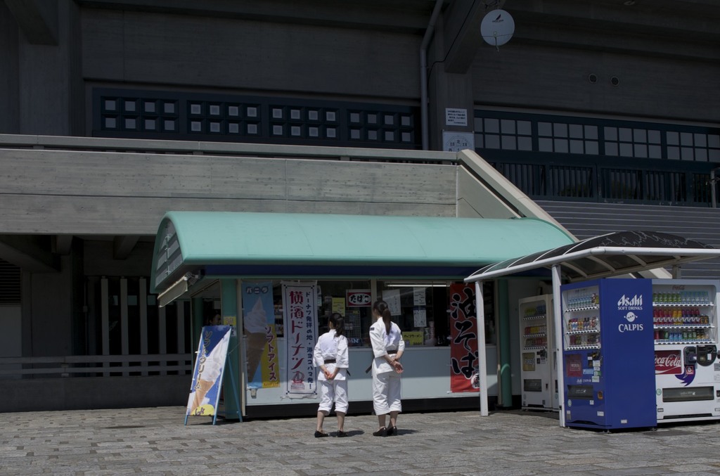 別に食べたくてみてる訳では、、