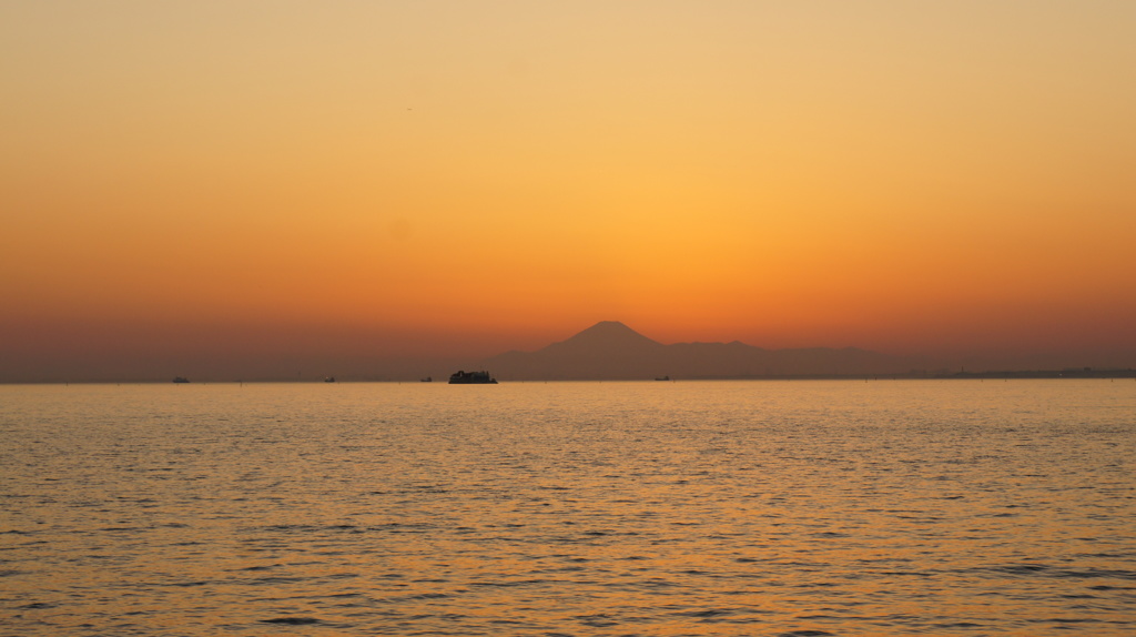 東京湾夕日3DSC00313