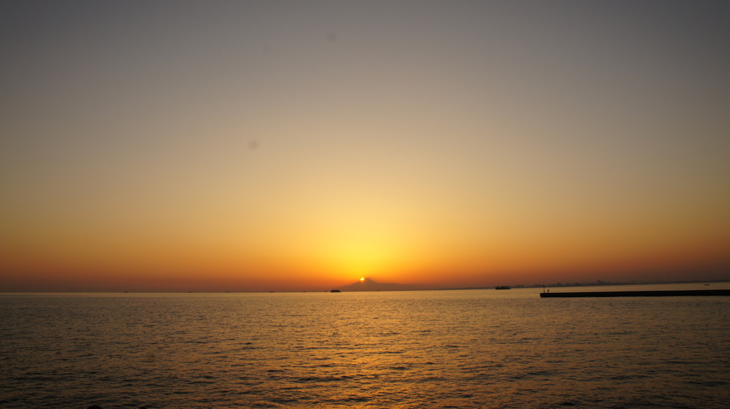 東京湾夕日1DSC00306