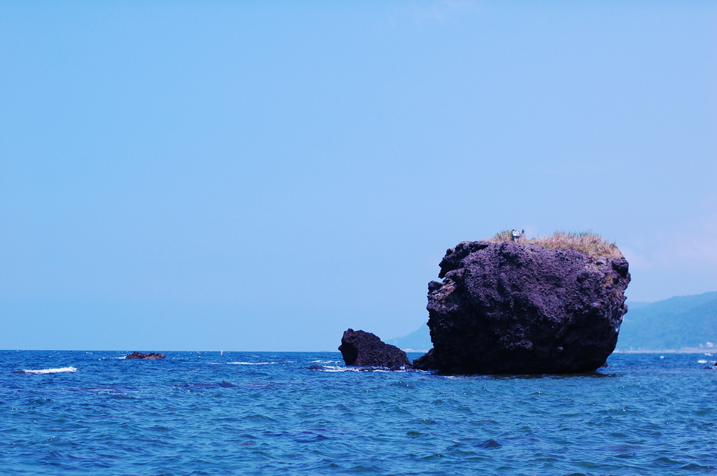 浮かぶ島